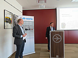 Begrüßung durch Elmar Paireder (MC) li. und Manfred Schaffrath (di-soric GmbH) re.