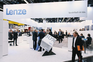 Lenze zeigt auf der Hannover Messe konkrete Industrie 4.0 Anwendungen.