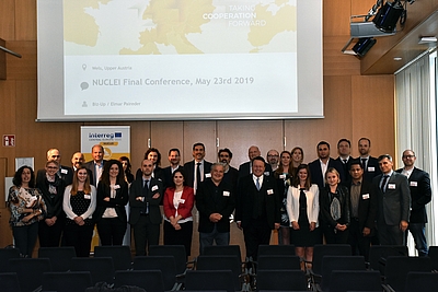 Strahlende Gesichter bei der Abschlusskonferenz des Interreg-Förderprogrammes NUCLEI der EU am 23. Mai 2019 am Campus der FH Oberösterreich in Wels © Business Upper Austria